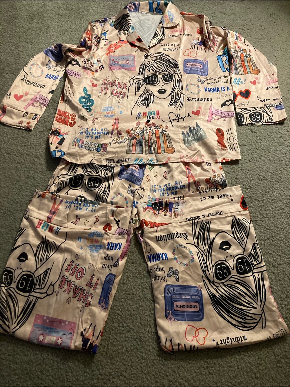 Taylor Swift design PJ set XL